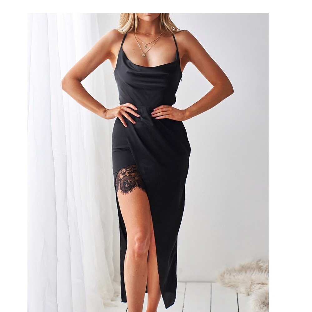 Black Dusk Slit Maxi Dress